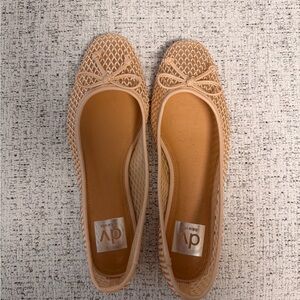 NWOT Dolce Vita Marceline Mesh Flats
